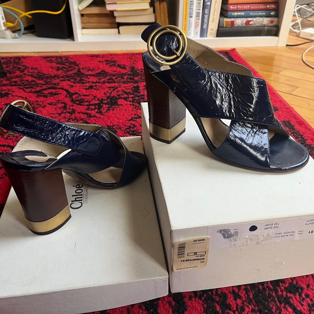 Chloe Navy blue Patent leather heels